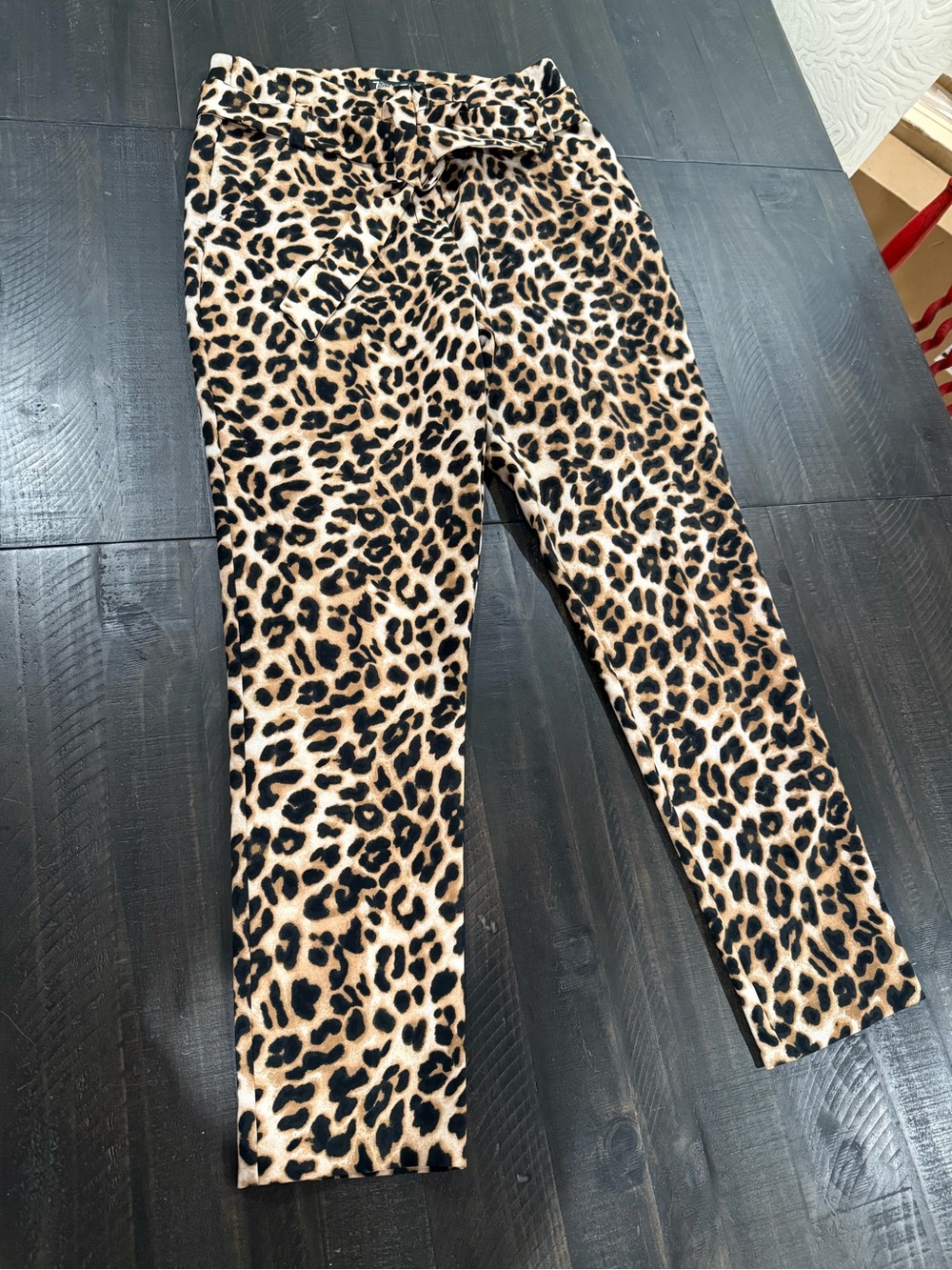 New York & Company Leopard Print High-Waisted Tie Waist PantsTapered Leg Size 8